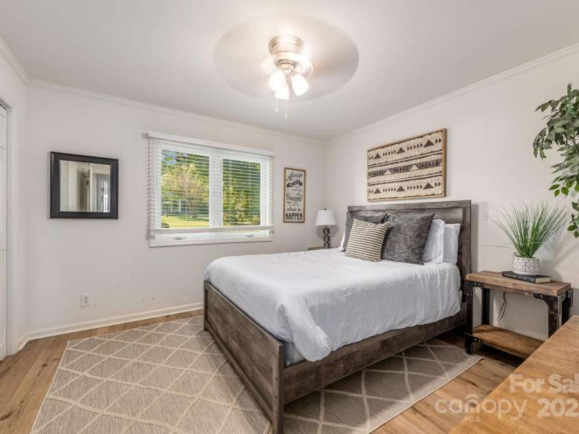 235 Commodore Loop, Mooresville, NC 28117.  MLS# CAR4245507, YatesRealty ID 7895. 