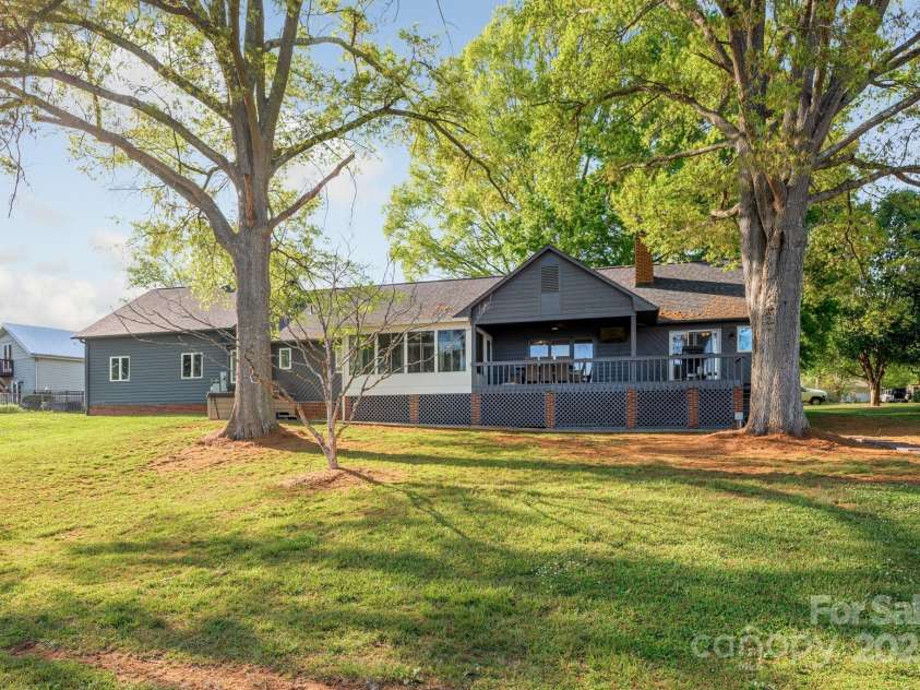 235 Commodore Loop, Mooresville, NC 28117.  MLS# CAR4245507, YatesRealty ID 7895. 