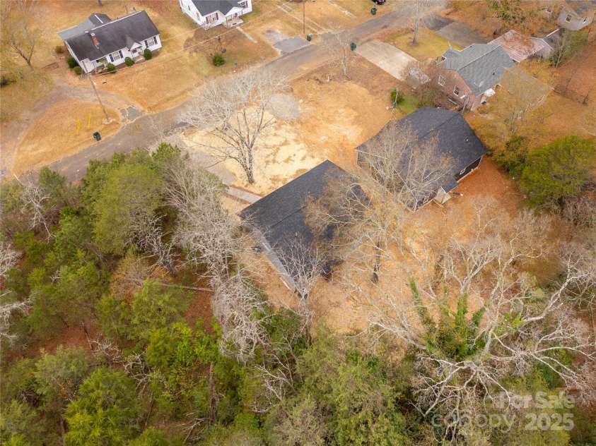 113-C Brookwood Street, Chester, SC 29706.  MLS# CAR4325762, YatesRealty ID 7898. 