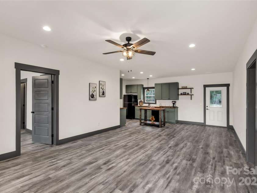 113-C Brookwood Street, Chester, SC 29706.  MLS# CAR4325762, YatesRealty ID 7898. 