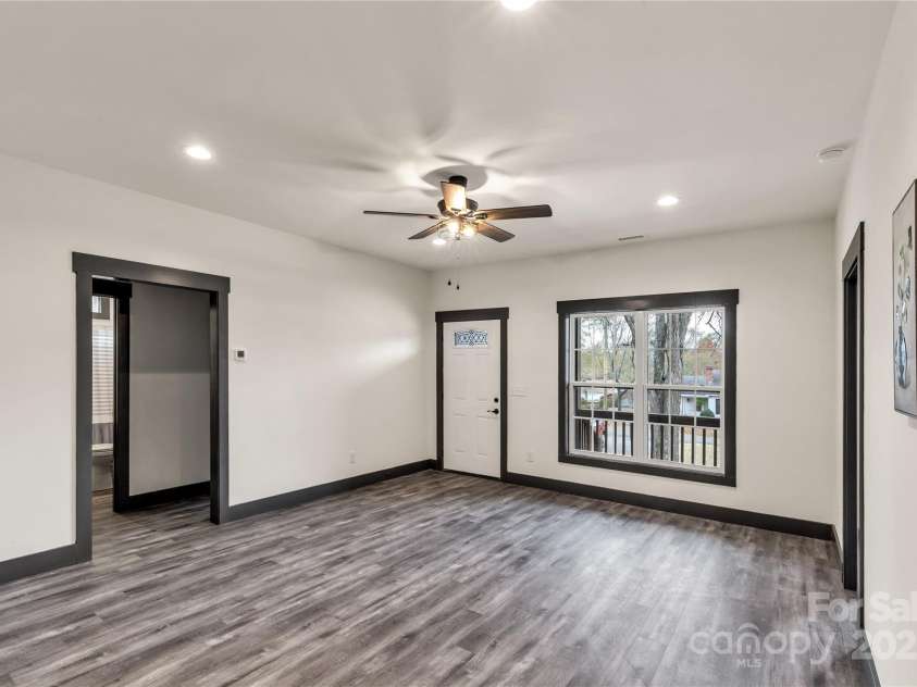 113-C Brookwood Street, Chester, SC 29706.  MLS# CAR4325762, YatesRealty ID 7898. 