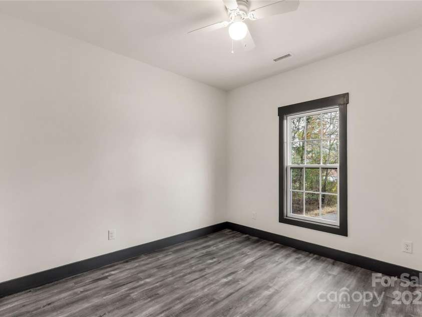 113-C Brookwood Street, Chester, SC 29706.  MLS# CAR4325762, YatesRealty ID 7898. 