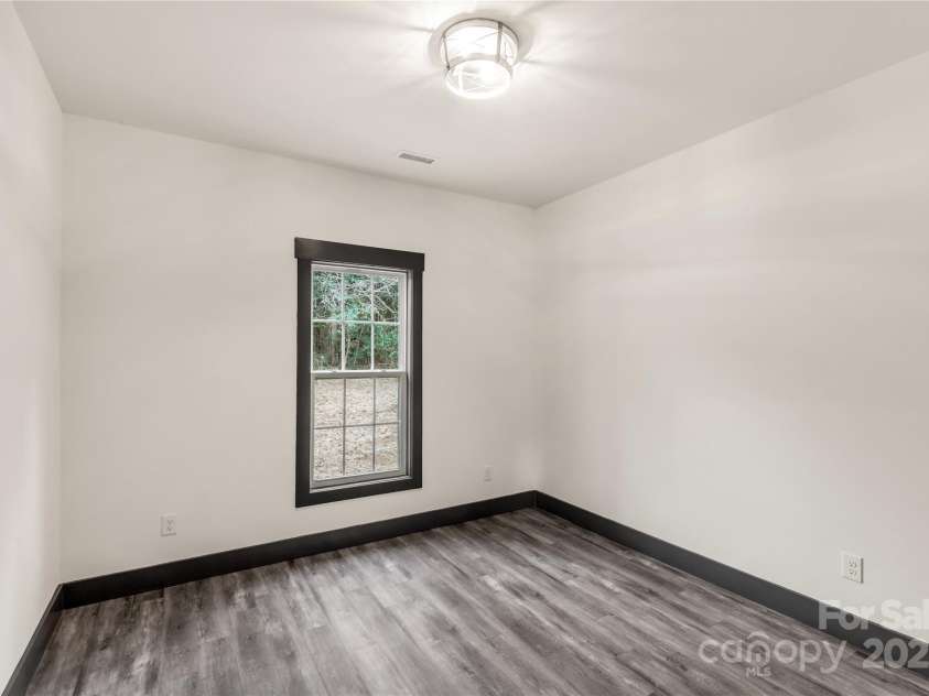 113-C Brookwood Street, Chester, SC 29706.  MLS# CAR4325762, YatesRealty ID 7898. 