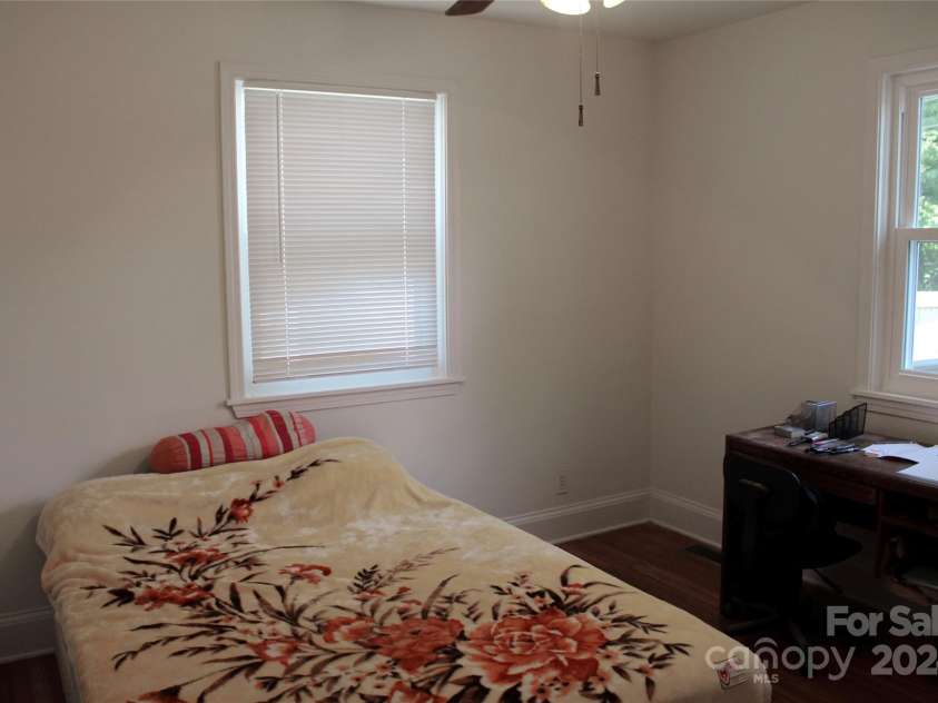 3329 Draper Avenue, Charlotte, NC 28205.  MLS# CAR4177699, YatesRealty ID 7898. Bedroom 2