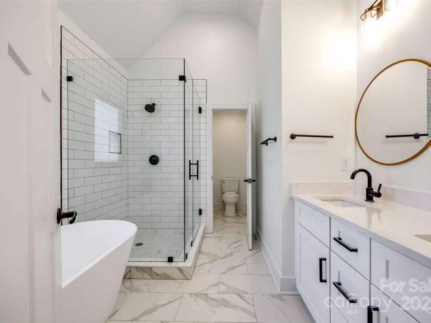 2143 Country Club Road, Lincolnton, NC 28092.  MLS# CAR4221659, YatesRealty ID 7899. 