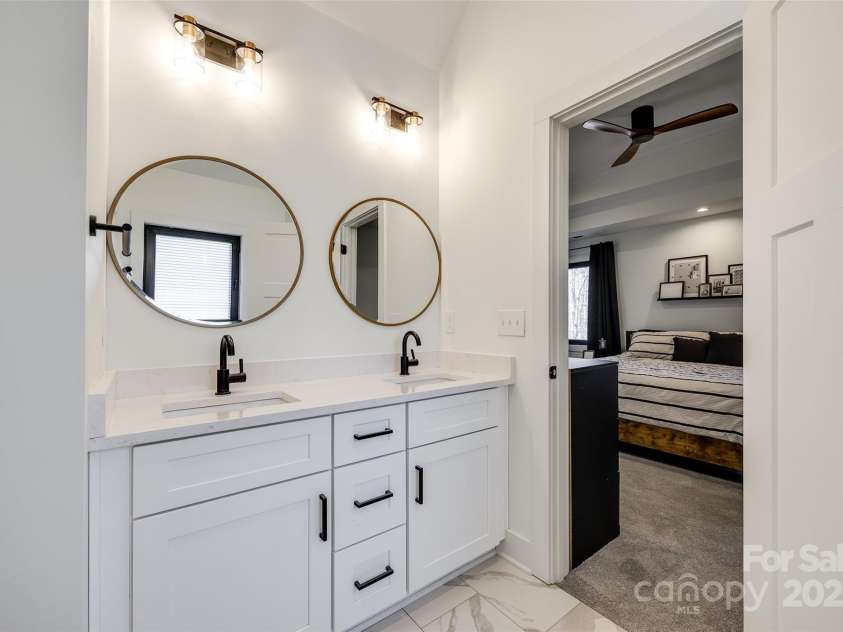 2143 Country Club Road, Lincolnton, NC 28092.  MLS# CAR4221659, YatesRealty ID 7899. 