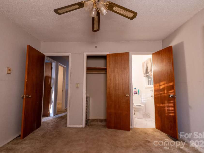 3581 Thompson Street, Newton, NC 28658.  MLS# CAR4219105, YatesRealty ID 790. Master room