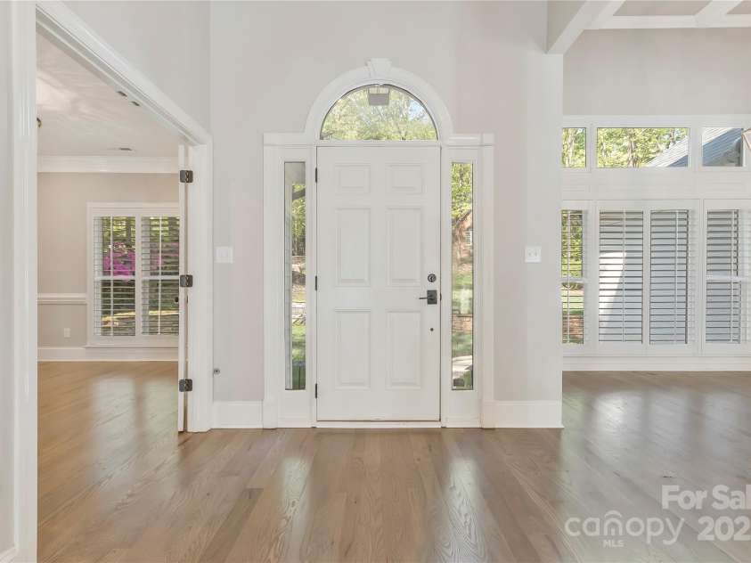 5538 Camelot Drive, Charlotte, NC 28270.  MLS# CAR4248094, YatesRealty ID 7900. 