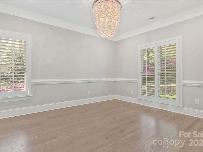 5538 Camelot Drive, Charlotte, NC 28270.  MLS# CAR4248094, YatesRealty ID 7900. 