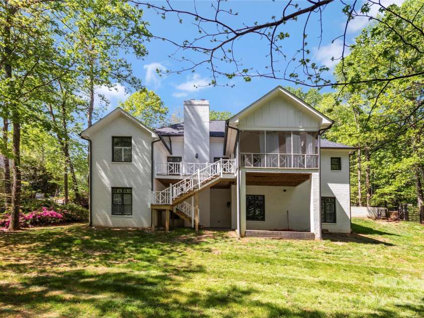 5538 Camelot Drive, Charlotte, NC 28270.  MLS# CAR4248094, YatesRealty ID 7900. 