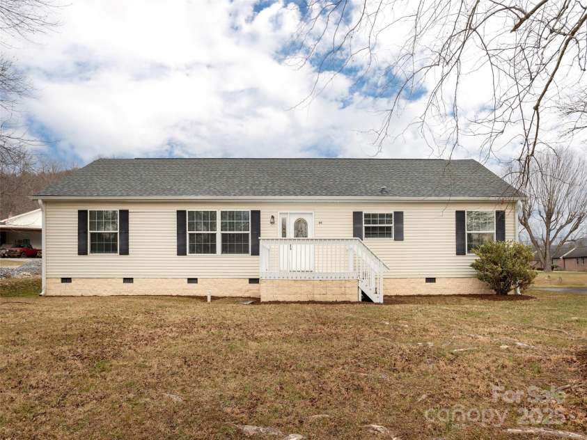 65 Philips Court, Fletcher, NC 28732.  MLS# CAR4331850, YatesRealty ID 7901. 