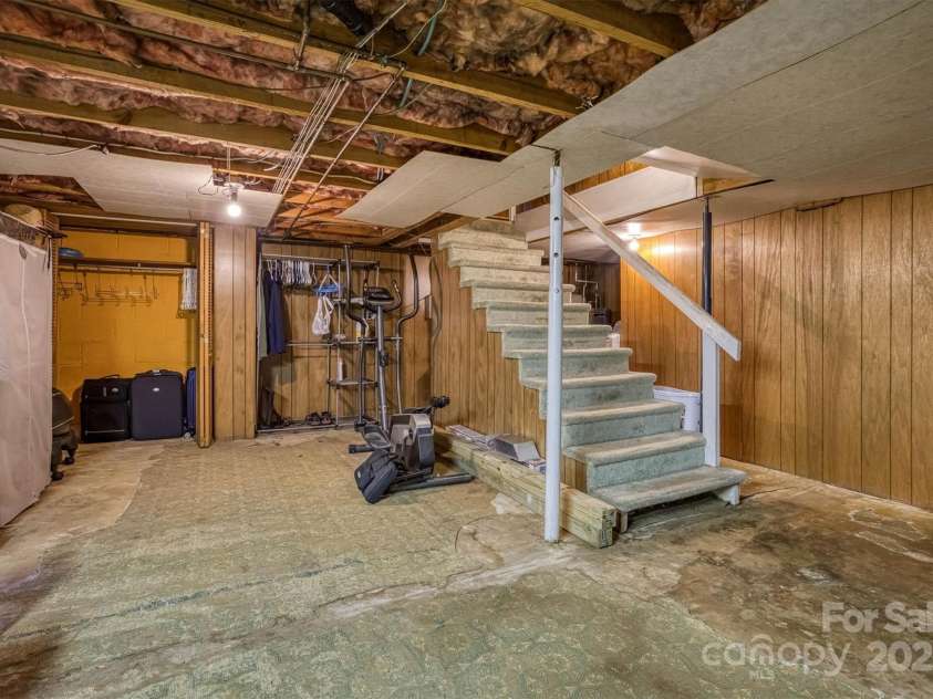 811 Kathy Drive, Connelly Springs, NC 28612.  MLS# CAR4211422, YatesRealty ID 7901. 