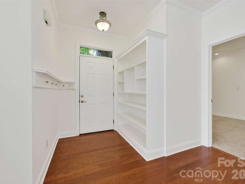 2803 Bellasera Way, Matthews, NC 28105.  MLS# CAR4363385, YatesRealty ID 7903. 