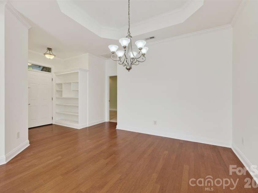 2803 Bellasera Way, Matthews, NC 28105.  MLS# CAR4363385, YatesRealty ID 7903. 