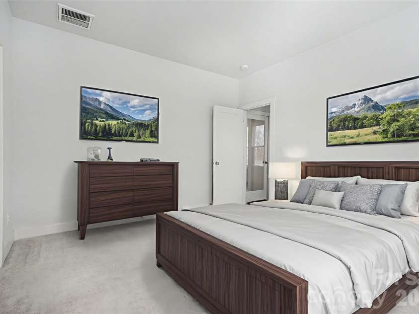 4266 Tournette Drive, Fort Mill, SC 29707.  MLS# CAR4338531, YatesRealty ID 7903. Main level bedroom suite