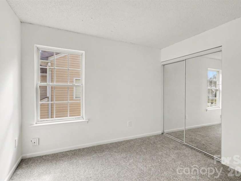 4407 Devonhill Lane, Charlotte, NC 28269.  MLS# CAR4349377, YatesRealty ID 7904. 