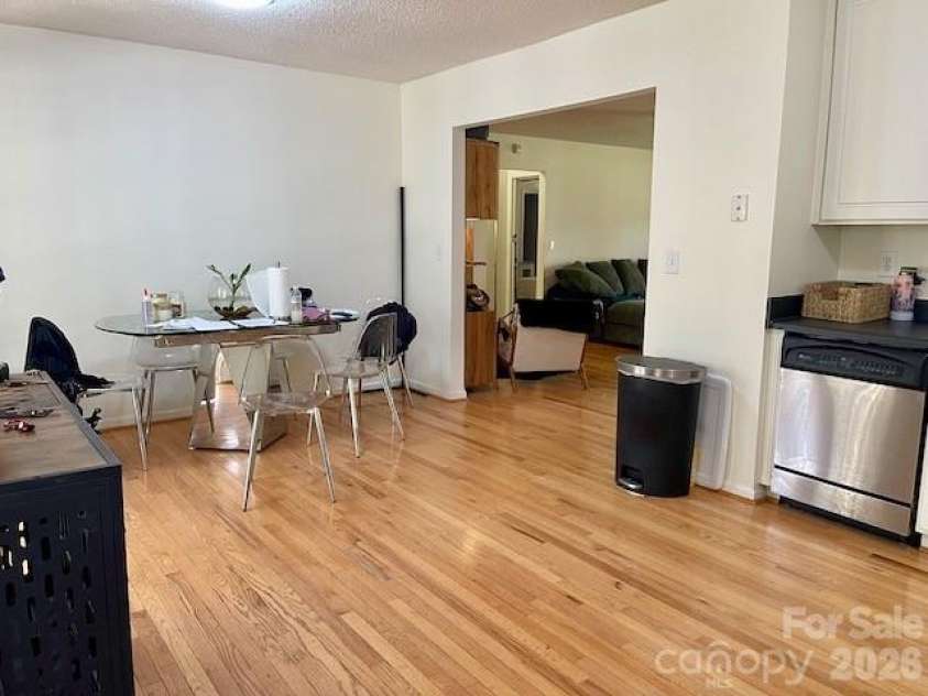 122 John Adam Lane, Statesville, NC 28625.  MLS# CAR4362373, YatesRealty ID 7905. 