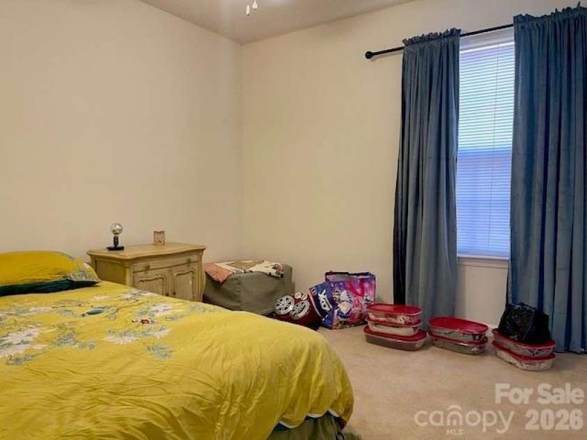 122 John Adam Lane, Statesville, NC 28625.  MLS# CAR4362373, YatesRealty ID 7905. 