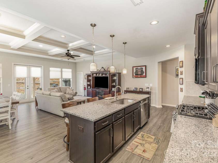 218 Canada Drive, Statesville, NC 28677.  MLS# CAR4239899, YatesRealty ID 7907. 