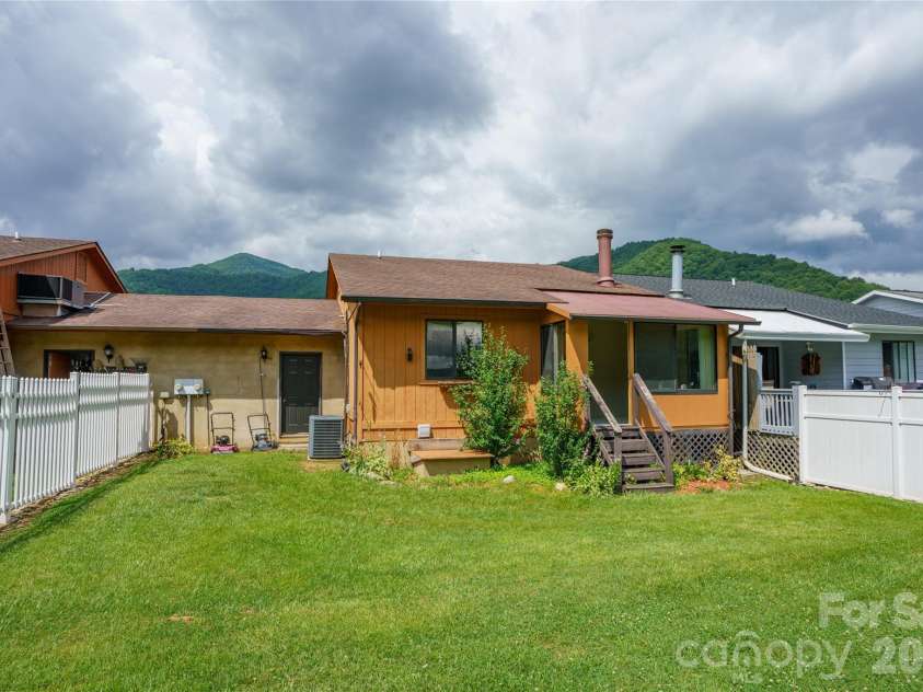 94 Market Street, Maggie Valley, NC 28751.  MLS# CAR4277066, YatesRealty ID 7907. Back Yard