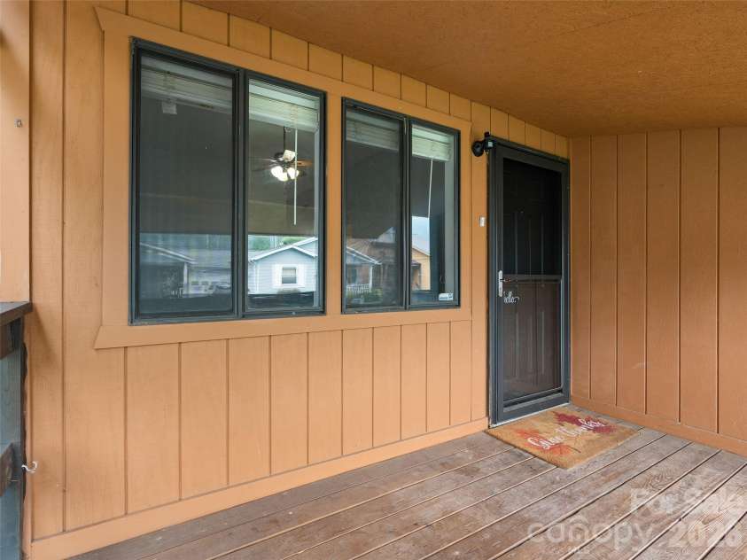94 Market Street, Maggie Valley, NC 28751.  MLS# CAR4416831, YatesRealty ID 7907. 