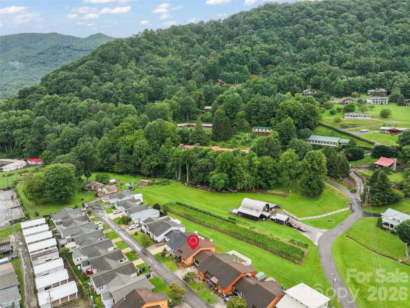 94 Market Street, Maggie Valley, NC 28751.  MLS# CAR4416831, YatesRealty ID 7907. 
