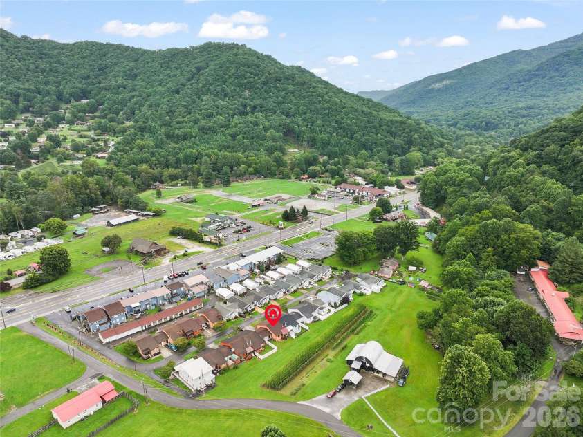 94 Market Street, Maggie Valley, NC 28751.  MLS# CAR4416831, YatesRealty ID 7907. 