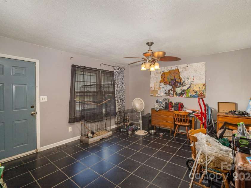 108 Leslie Drive, Shelby, NC 28152.  MLS# CAR4197412, YatesRealty ID 7909. 