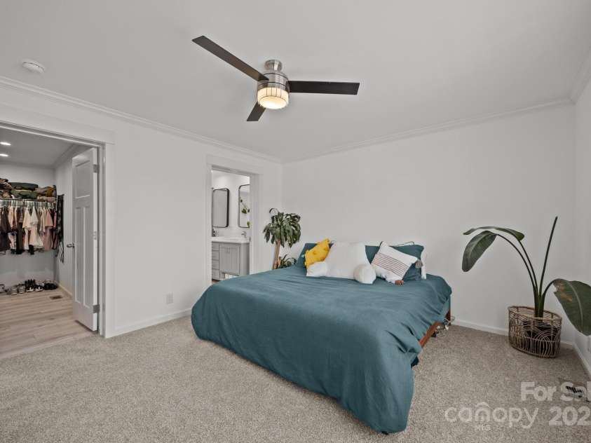 15 Luther Woods Drive, Candler, NC 28715.  MLS# CAR4225805, YatesRealty ID 791. 