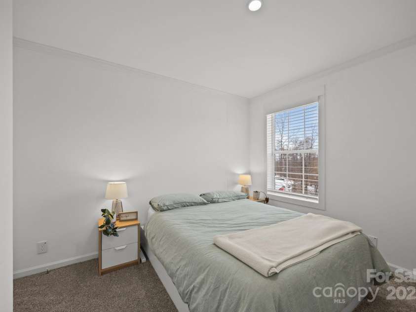 15 Luther Woods Drive, Candler, NC 28715.  MLS# CAR4225805, YatesRealty ID 791. 