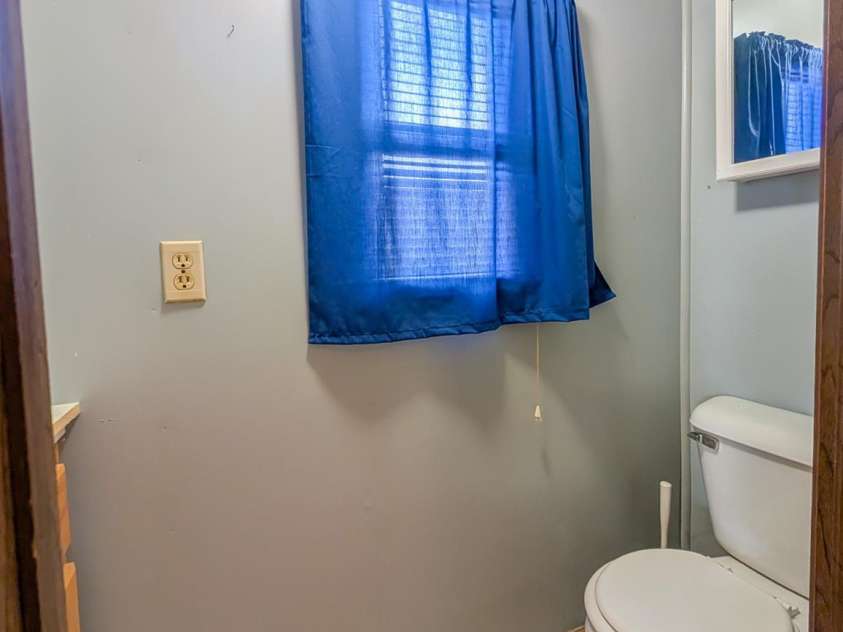 107 Mockingbird Lane, Burnsville, NC 28714.  MLS# CAR4362742, YatesRealty ID 7911. 