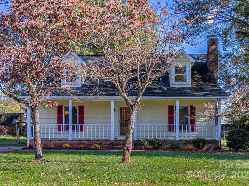 2216 Lowell Bethesda Road, Gastonia, NC 28056.  MLS# CAR4201240, YatesRealty ID 7911. 