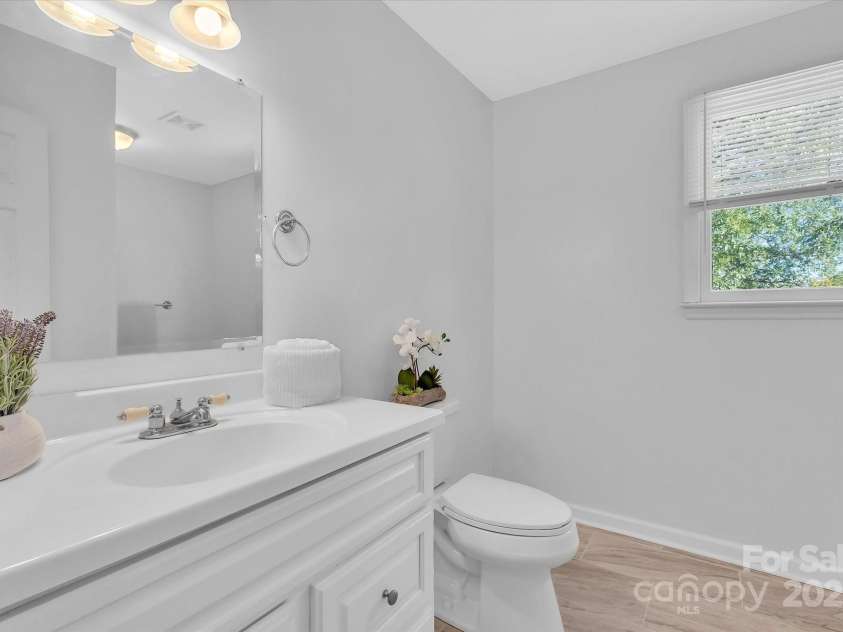 2216 Lowell Bethesda Road, Gastonia, NC 28056.  MLS# CAR4201240, YatesRealty ID 7911. 