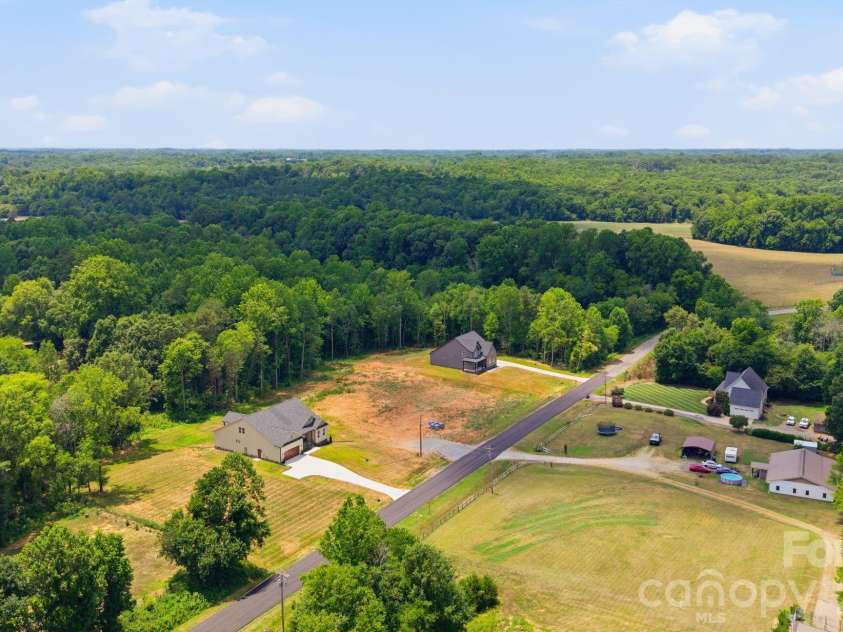 121 Juniper Road, Mooresville, NC 28115.  MLS# CAR4403335, YatesRealty ID 7912. Aerial