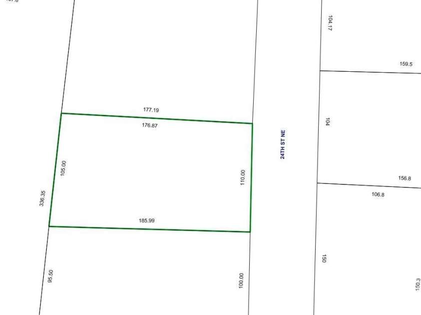 3215 24th Street, Hickory, NC 28601.  MLS# CAR4203290, YatesRealty ID 7914. 
