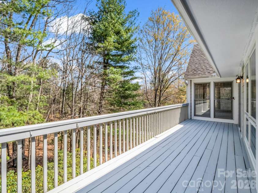 111 Broadmoor Drive, Flat Rock, NC 28731.  MLS# CAR4358626, YatesRealty ID 7915. Privacy personified!