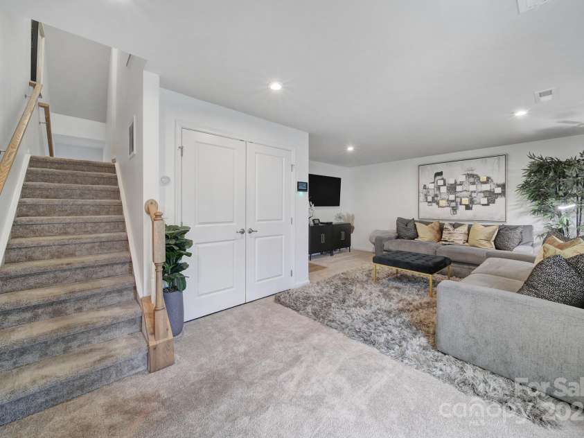 2656 Grantham Place Drive, Fort Mill, SC 29715.  MLS# CAR4228961, YatesRealty ID 7915. 