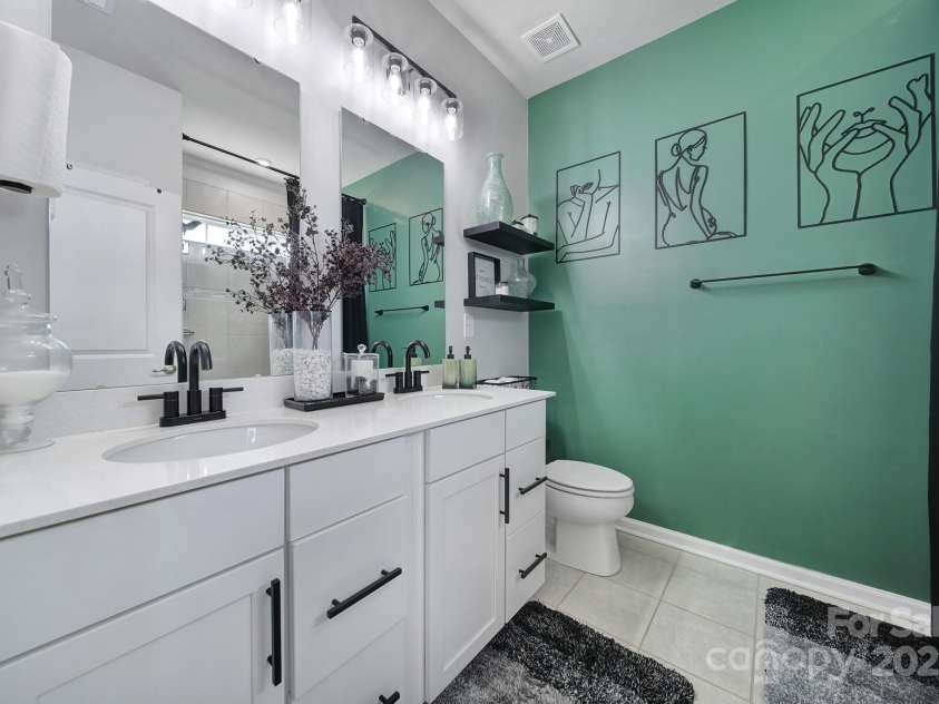 2656 Grantham Place Drive, Fort Mill, SC 29715.  MLS# CAR4228961, YatesRealty ID 7915. 
