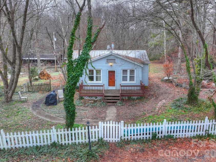 18613 Newsome Road, Oakboro, NC 28129.  MLS# CAR4344406, YatesRealty ID 7916. 
