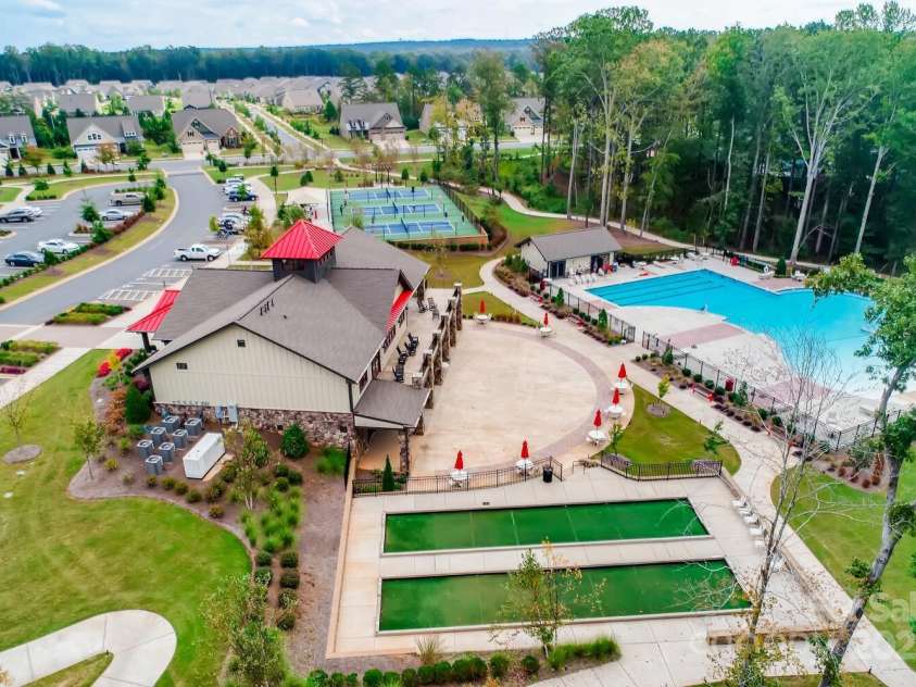 3097 Arches Bluff Circle, Lancaster, SC 29720.  MLS# CAR4235119, YatesRealty ID 7917. 