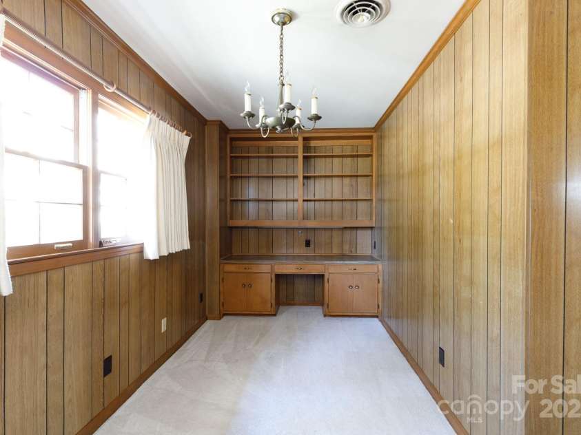 829 Rawlinson Road, Rock Hill, SC 29732.  MLS# CAR4207227, YatesRealty ID 7918. 