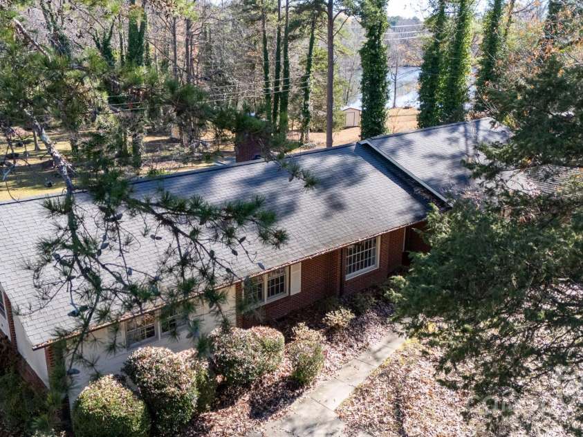 829 Rawlinson Road, Rock Hill, SC 29732.  MLS# CAR4207227, YatesRealty ID 7918. 