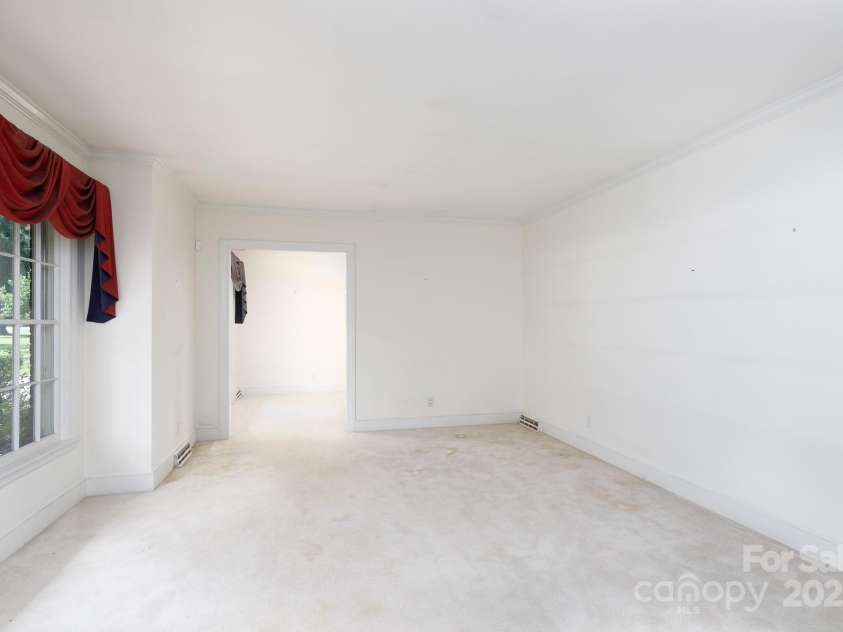 829 Rawlinson Road, Rock Hill, SC 29732.  MLS# CAR4207227, YatesRealty ID 7918. 