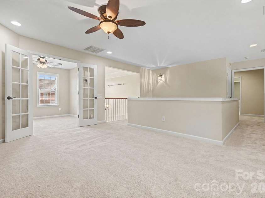 11606 Mersington Lane, Charlotte, NC 28277.  MLS# CAR4357671, YatesRealty ID 7919. Loft space