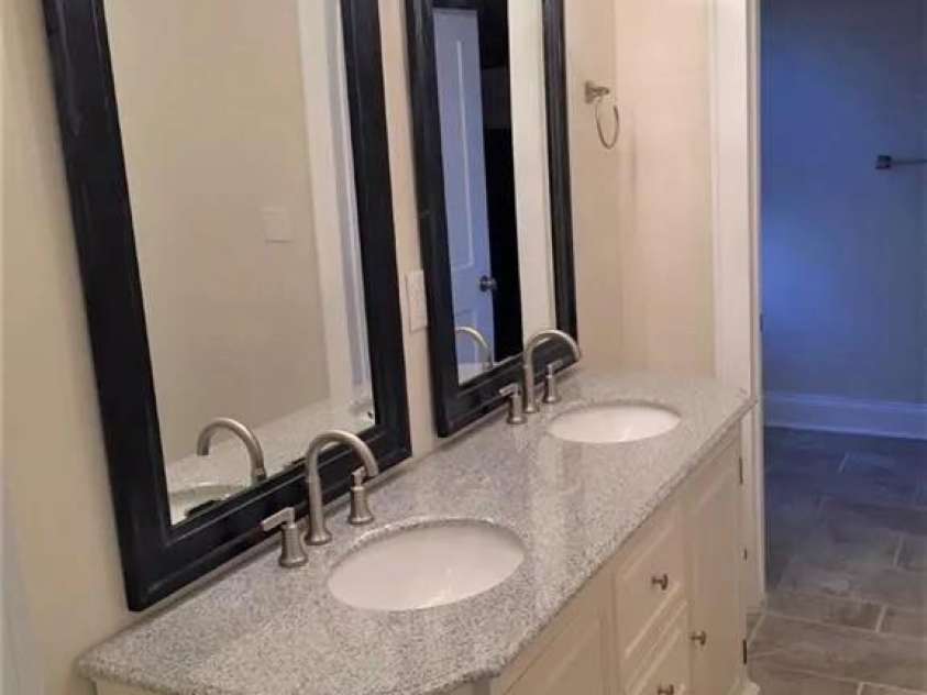 715 Marion Street, Shelby, NC 28150.  MLS# CAR4315155, YatesRealty ID 792. 