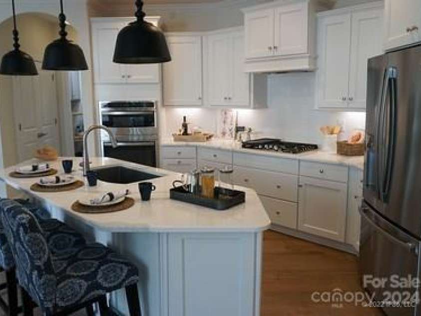 1055 Millview Lane, Stallings, NC 28104.  MLS# CAR4113607, YatesRealty ID 7920. Kitchen