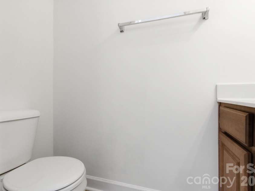 1336 Green Oaks Lane, Charlotte, NC 28205.  MLS# CAR4362743, YatesRealty ID 7921. Half bathroom downstairs