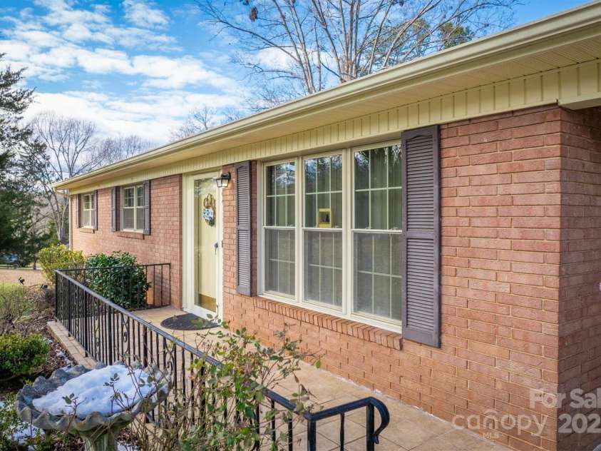 104 Tron Park Avenue, Valdese, NC 28690.  MLS# CAR4215942, YatesRealty ID 7924. 