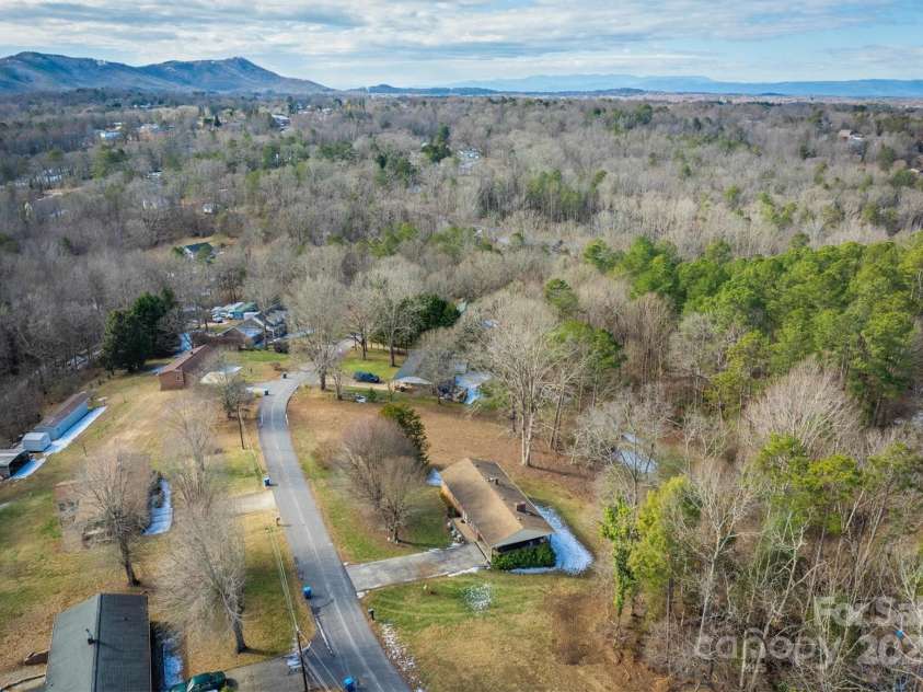 104 Tron Park Avenue, Valdese, NC 28690.  MLS# CAR4215942, YatesRealty ID 7924. 