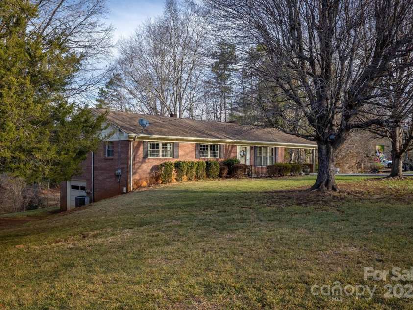 104 Tron Park Avenue, Valdese, NC 28690.  MLS# CAR4215942, YatesRealty ID 7924. 